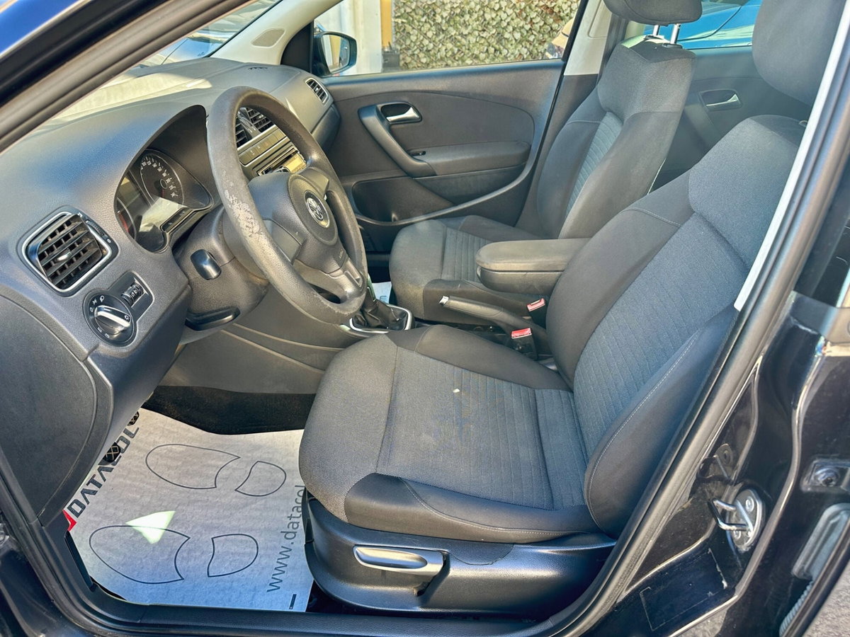 Volkswagen Polo 1.6 TDI 90CV DPF 5 porte Comfortline (13)
