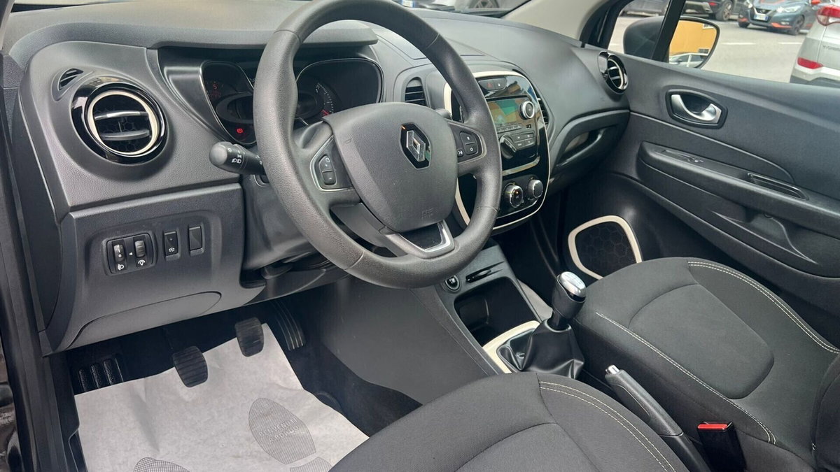 Renault Captur dCi 8V 90 CV Life (10)