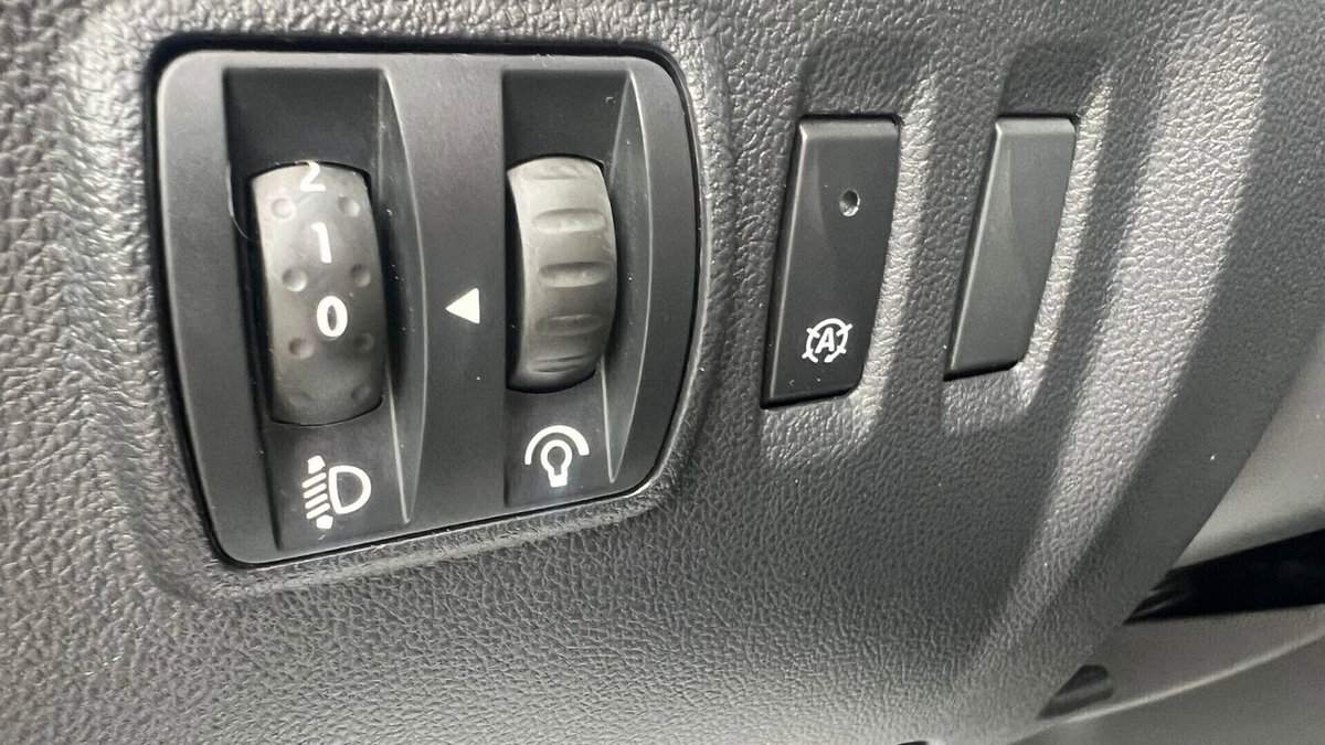 Renault Captur dCi 8V 90 CV Life (13)