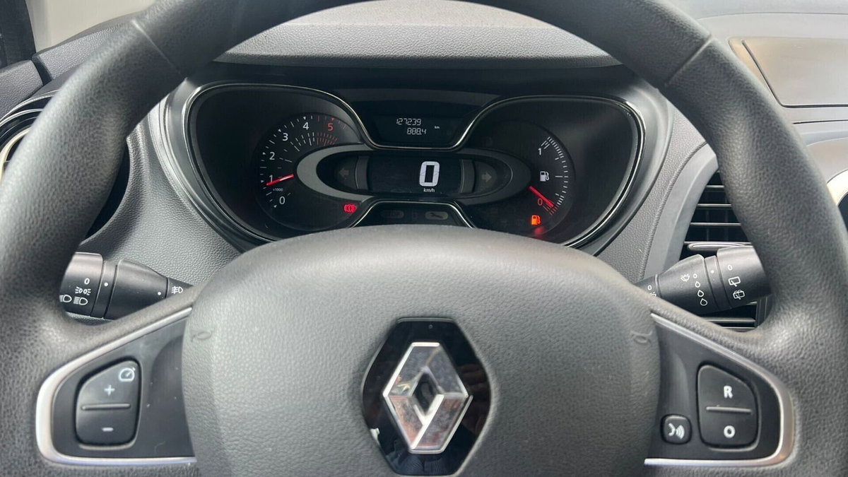 Renault Captur dCi 8V 90 CV Life (14)