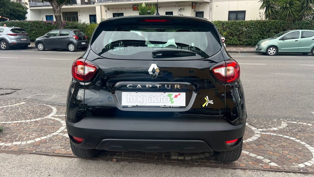 Renault Captur dCi 8V 90 CV Life (6)