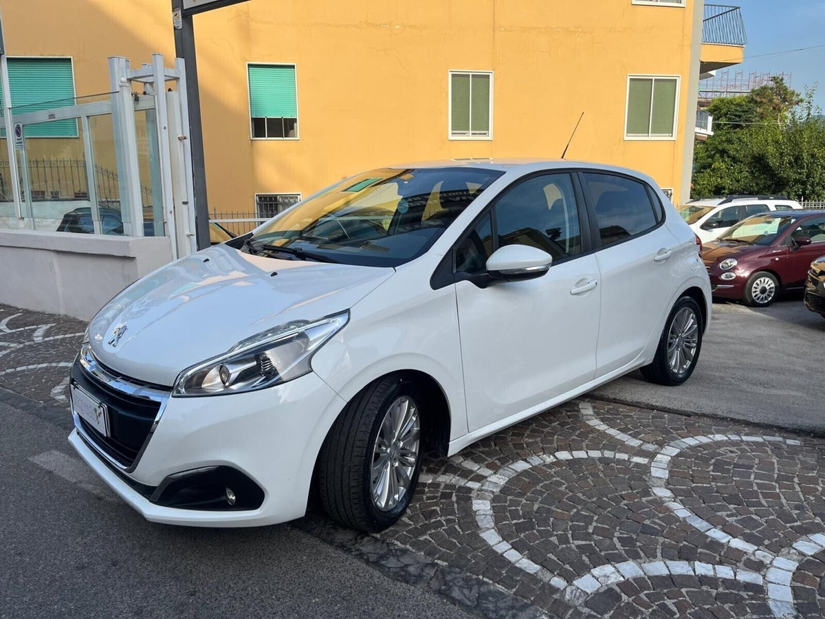 Peugeot 208 75 5 porte Allure