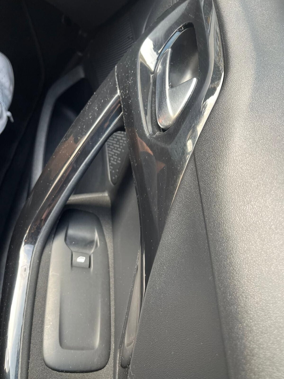 Peugeot 208 75 5 porte Allure (12)