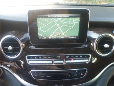 Mercedes-Benz Classe V 250 d Automatic 4Matic Premium Extralong (18)