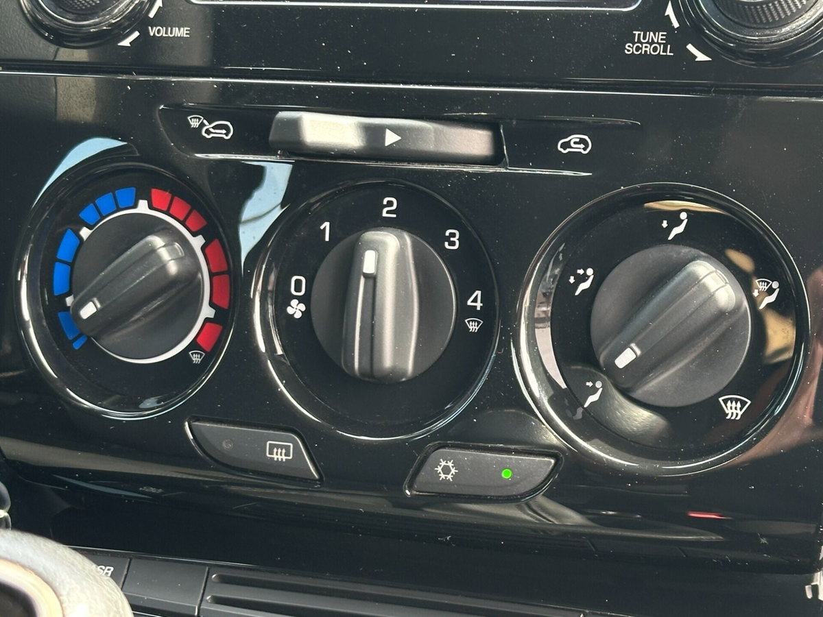 Lancia Ypsilon 1.2 69 CV 5 porte Gold (20)