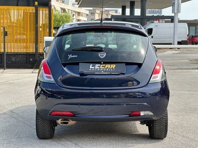 Lancia Ypsilon 1.2 69 CV 5 porte Gold (6)
