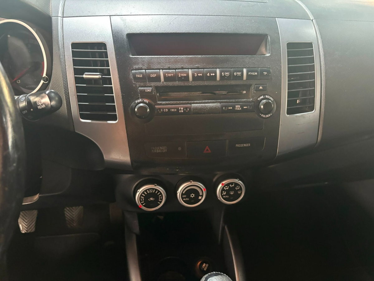 Citroen C-Crosser 2.2 HDi 160CV FAP Crociera Nera (14)
