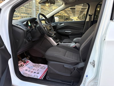 Ford Kuga 2.0 TDCI 120 CV S&S 2WD Titanium X (10)