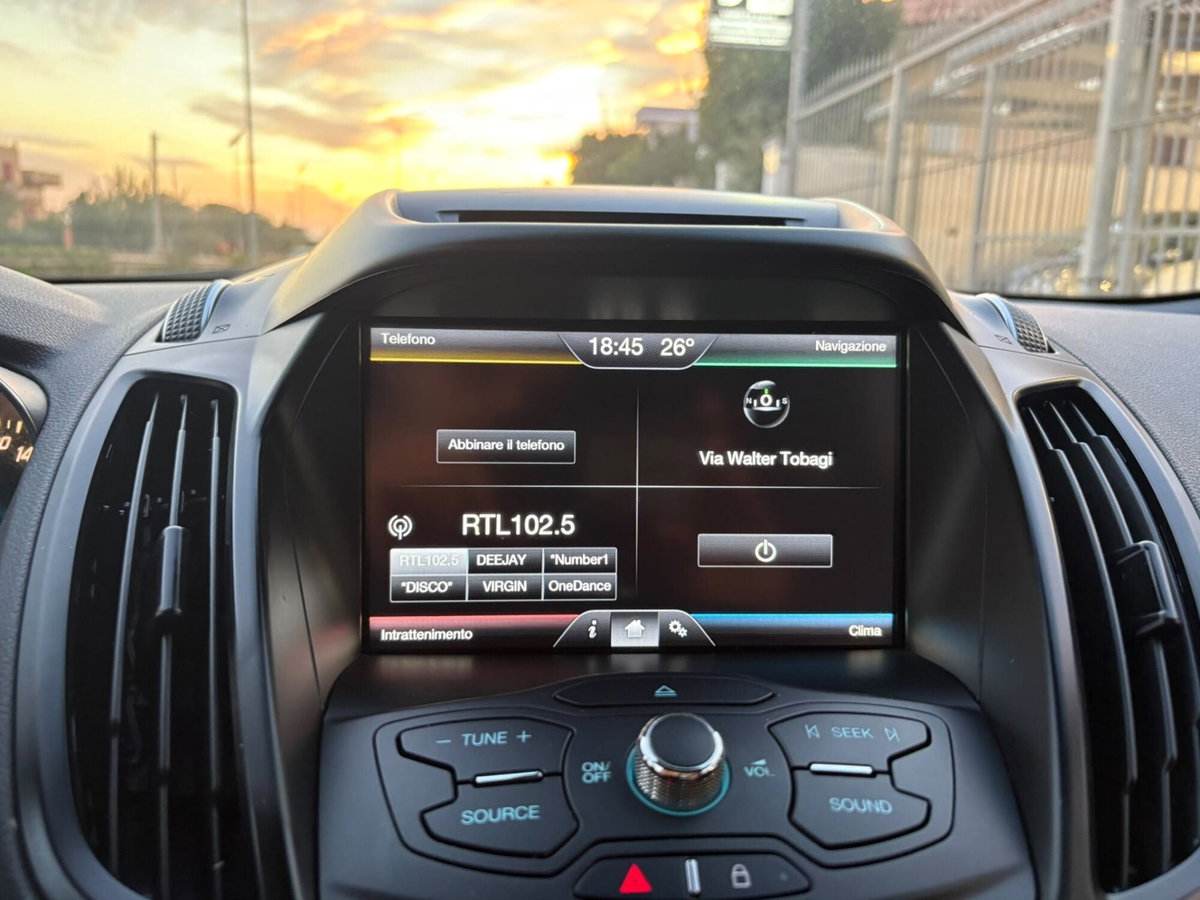 Ford Kuga 2.0 TDCI 120 CV S&S 2WD Titanium X (13)