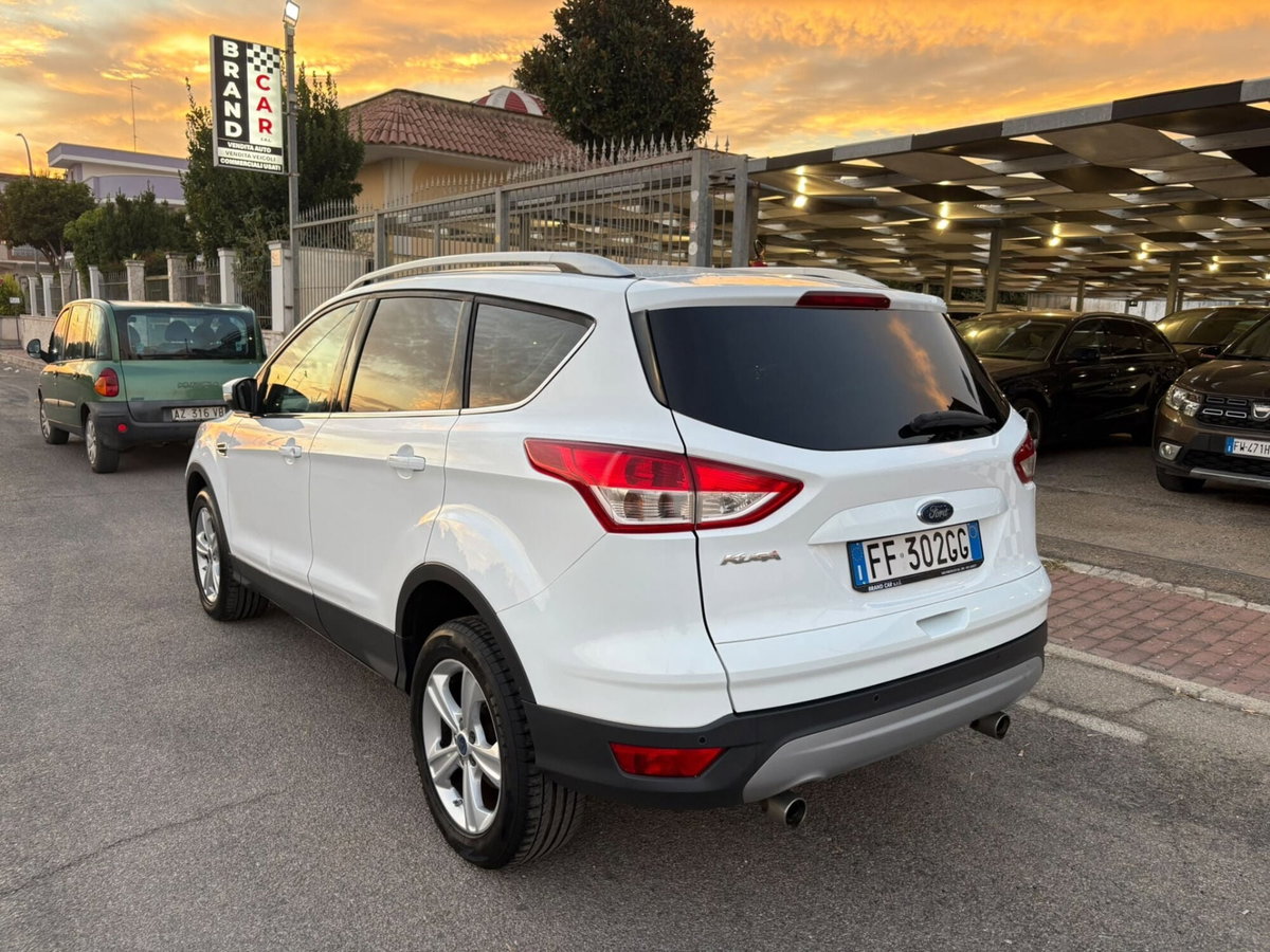 Ford Kuga 2.0 TDCI 120 CV S&S 2WD Titanium X (7)