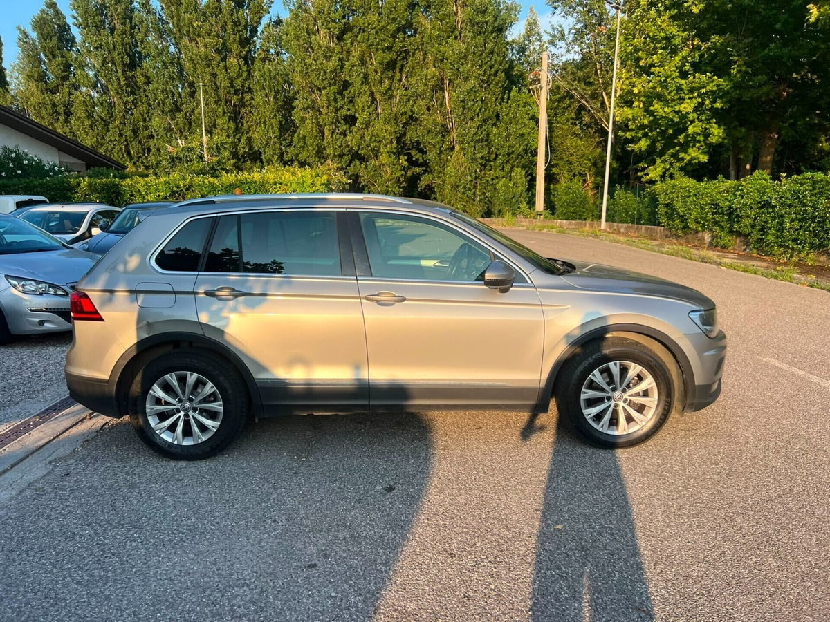 Volkswagen Tiguan 2.0 TDI SCR Business BlueMotion Technology (5)
