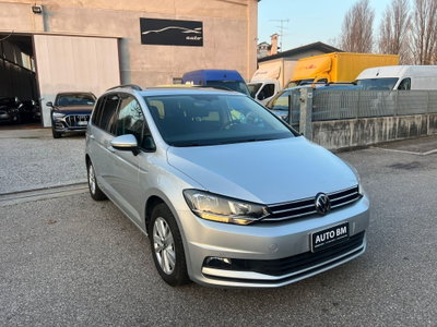 Volkswagen Touran 2.0 TDI 150 CV SCR DSG Business BlueMotion Technology (11)