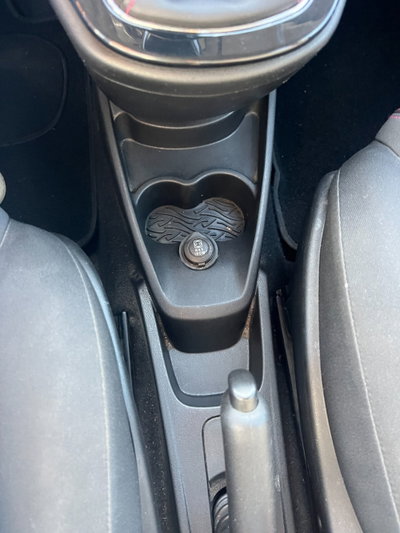 Lancia Ypsilon 1.2 69 CV 5 porte Platinum (15)