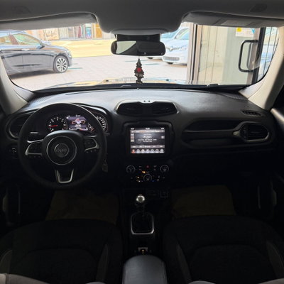 Jeep Renegade 1.6 Mjt 130 CV Limited (10)