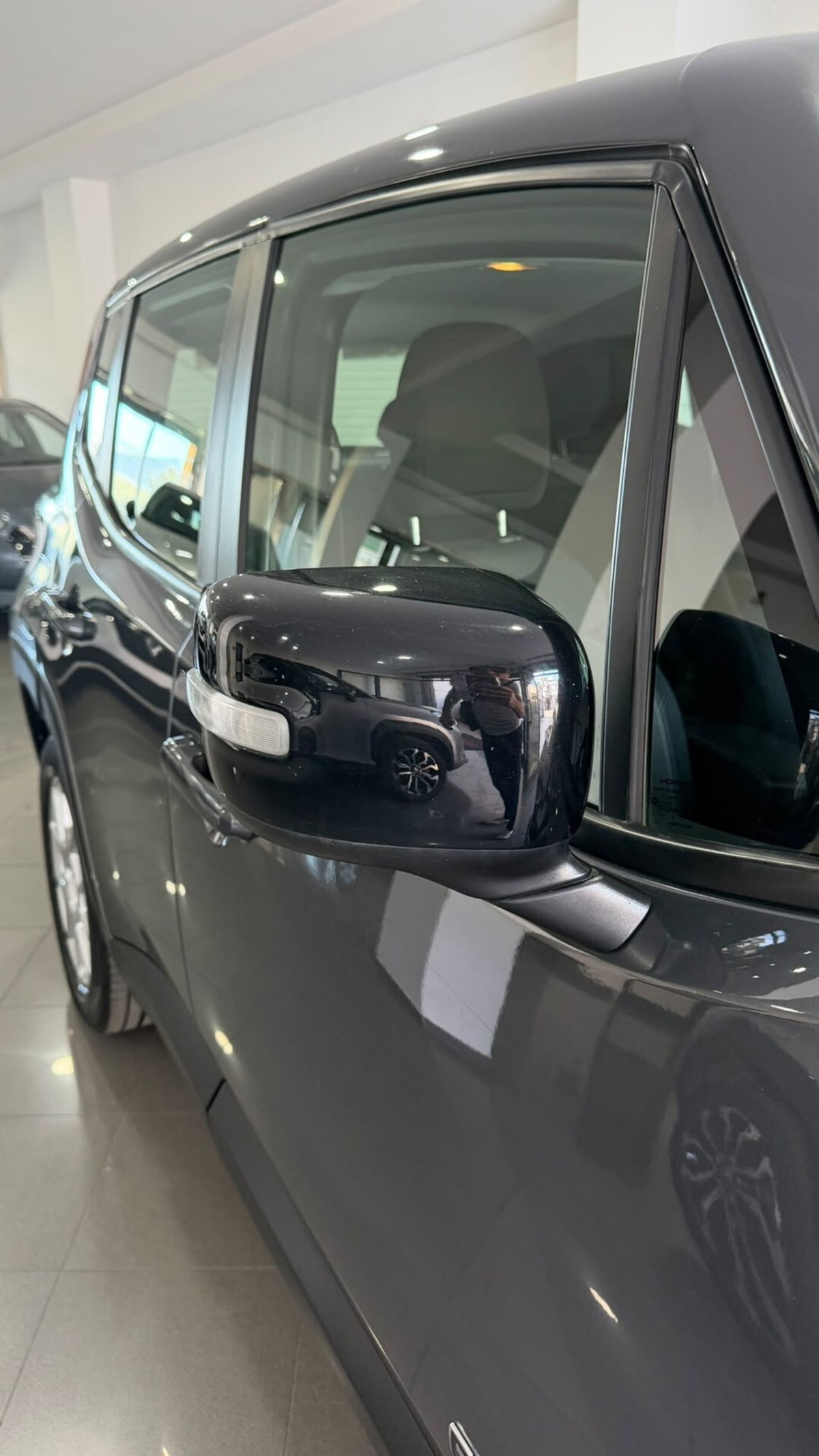 Jeep Renegade 1.6 Mjt 130 CV Limited (4)