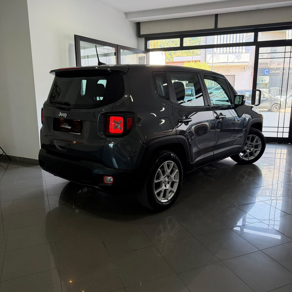 Jeep Renegade 1.6 Mjt 130 CV Limited (5)