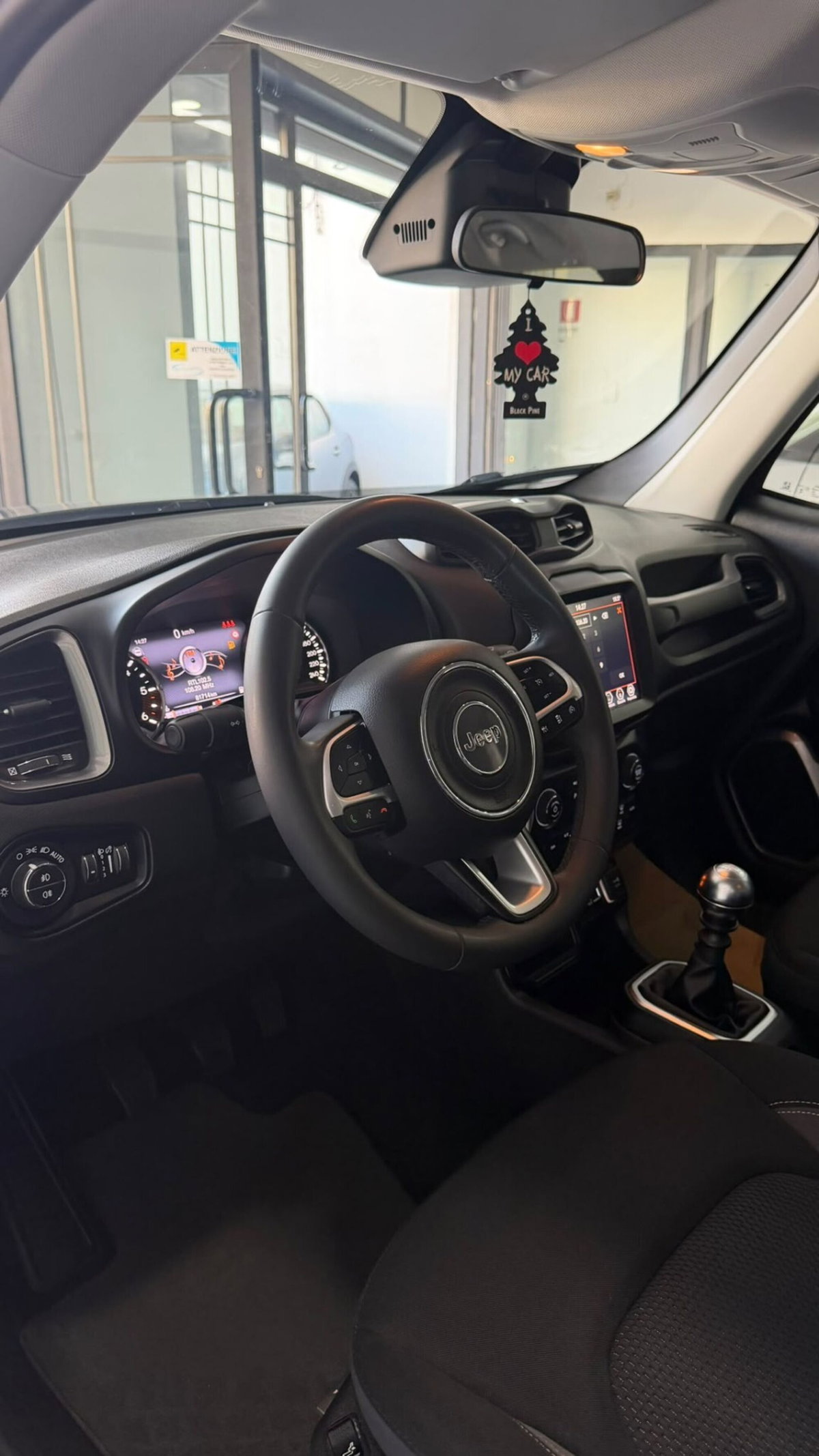 Jeep Renegade 1.6 Mjt 130 CV Limited (8)