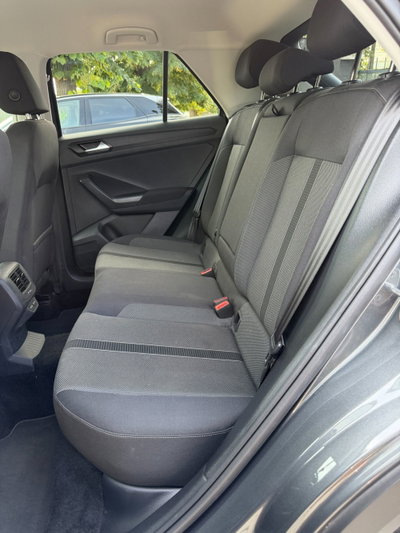Volkswagen T-Roc 1.0 tsi Edition 115cv (11)