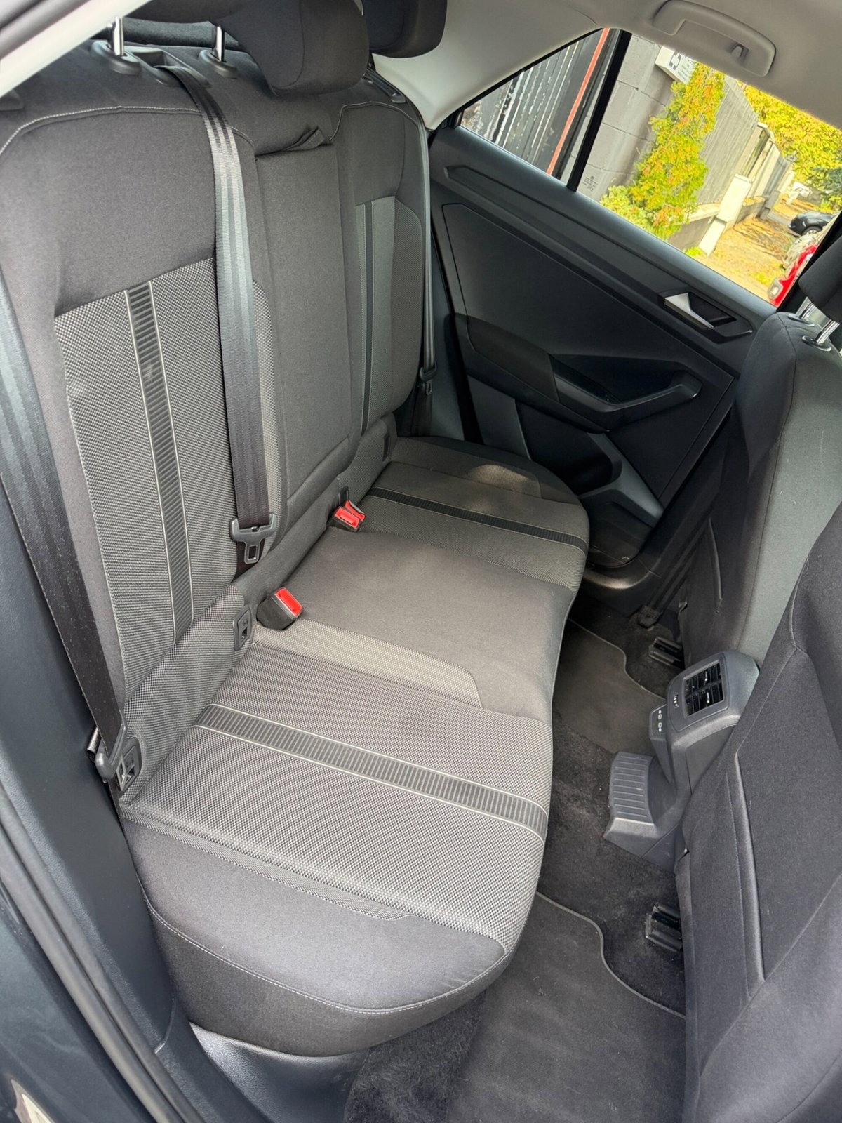 Volkswagen T-Roc 1.0 tsi Edition 115cv (12)