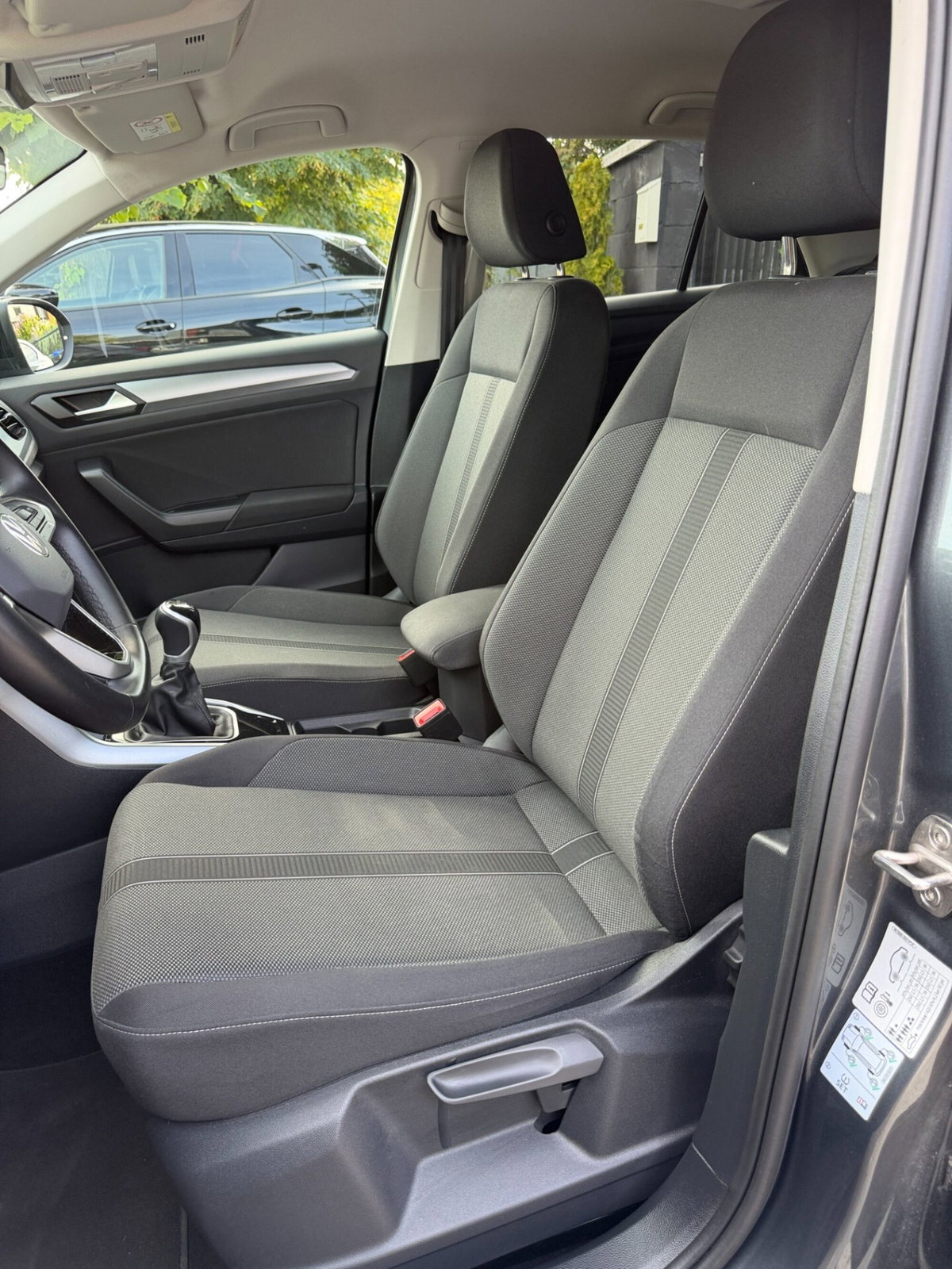 Volkswagen T-Roc 1.0 tsi Edition 115cv (8)