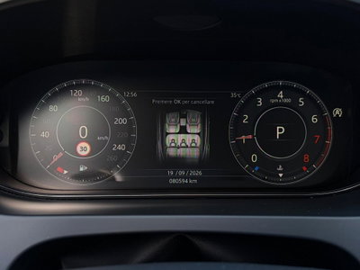 Jaguar E-Pace 2.0 300 CV AWD aut. R-Dynamic HSE (11)