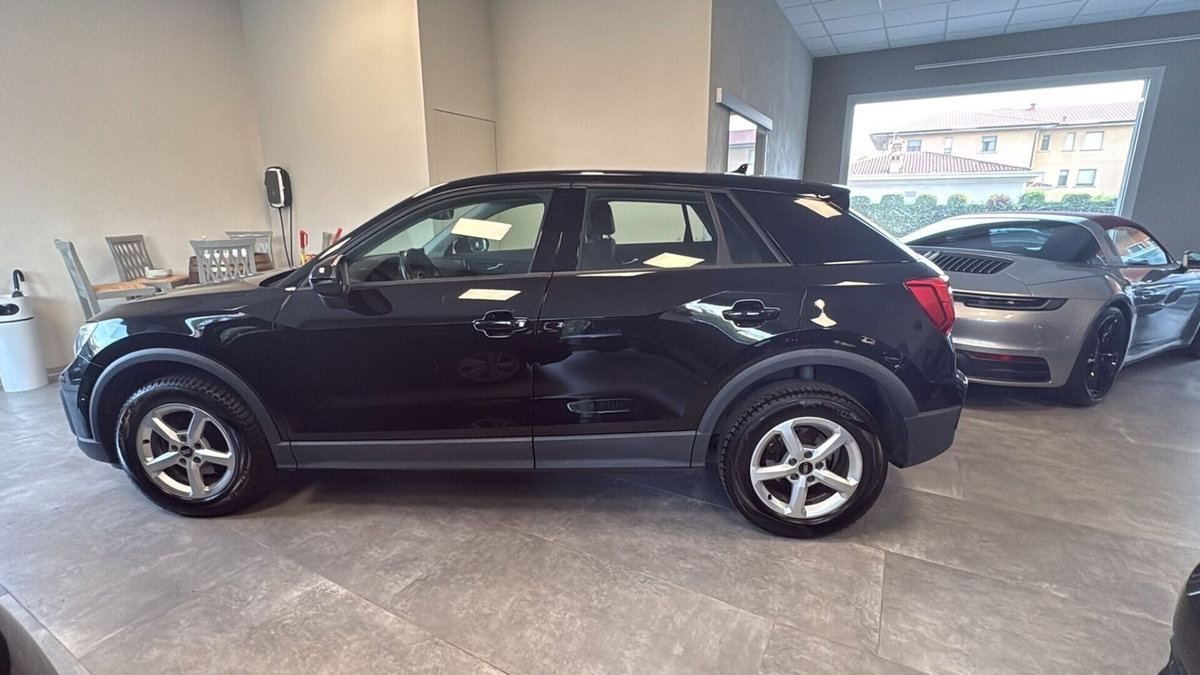 Audi Q2 Q2 30 TDI S tronic Business (8)