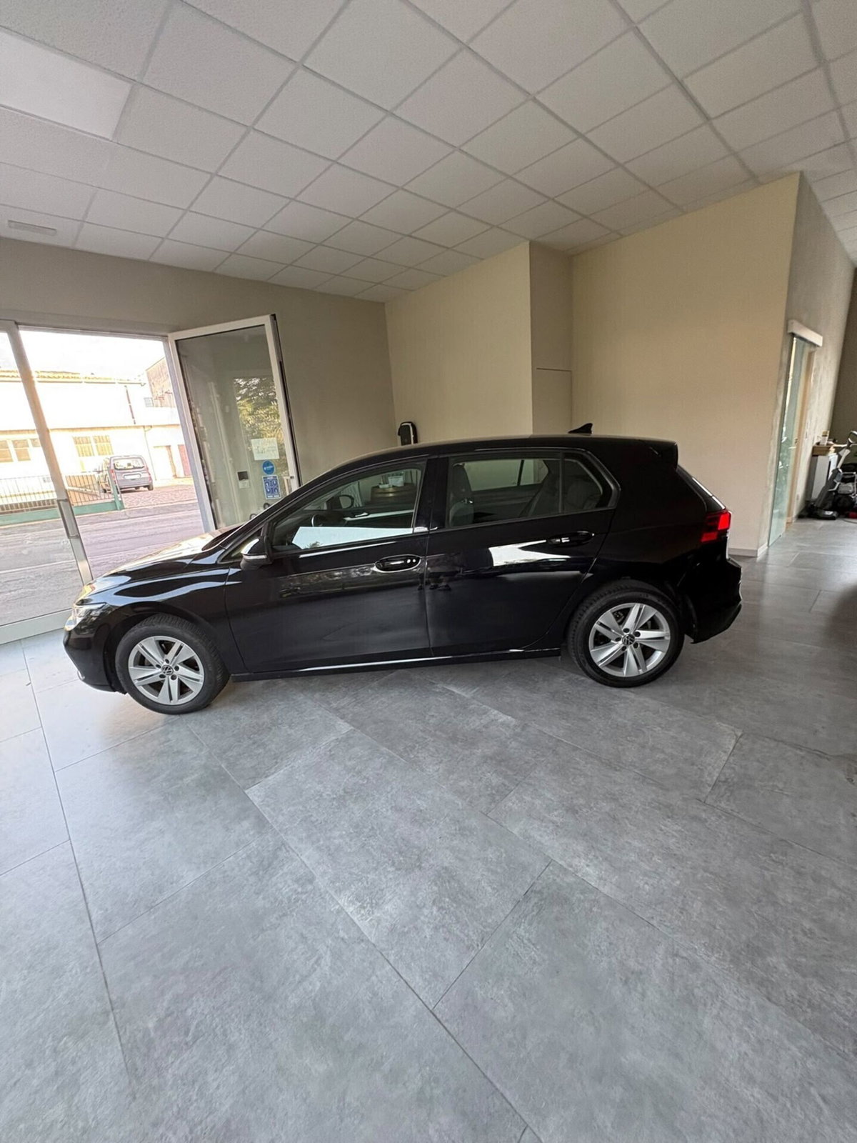 Volkswagen Golf 1.5 TGI DSG Life (8)
