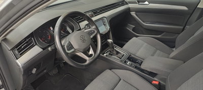 Volkswagen Passat Variant 2.0 TDI SCR 122 CV EVO DSG Business (13)
