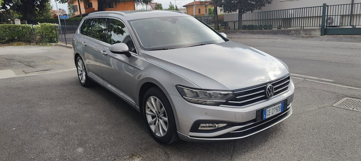 Volkswagen Passat Variant 2.0 TDI SCR 122 CV EVO DSG Business (3)