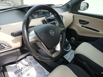 Lancia Ypsilon 1.3 MJT 16V 95 CV 5 porte S&S Gold (10)