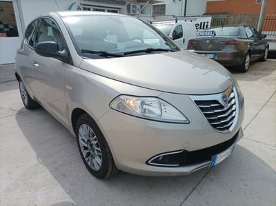Lancia Ypsilon 1.3 MJT 16V 95 CV 5 porte S&S Gold (2)