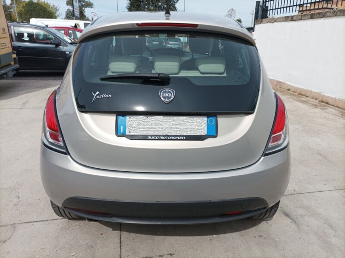 Lancia Ypsilon 1.3 MJT 16V 95 CV 5 porte S&S Gold (6)