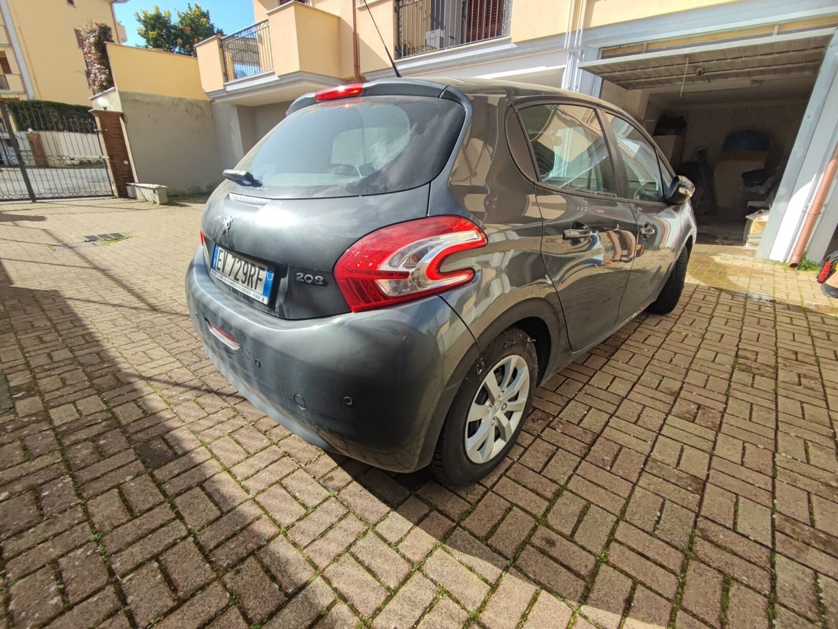 Peugeot 208 82 5 porte Allure (4)