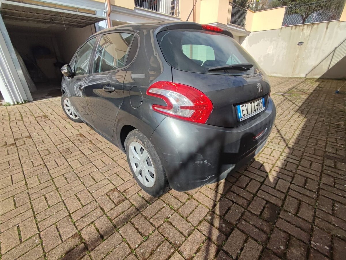 Peugeot 208 82 5 porte Allure (7)