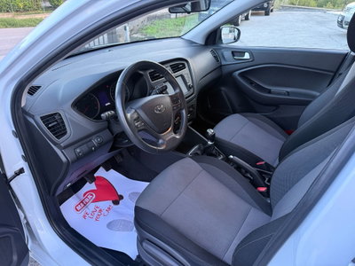 Hyundai i20 1.2 5 porte Econext Connectline (11)