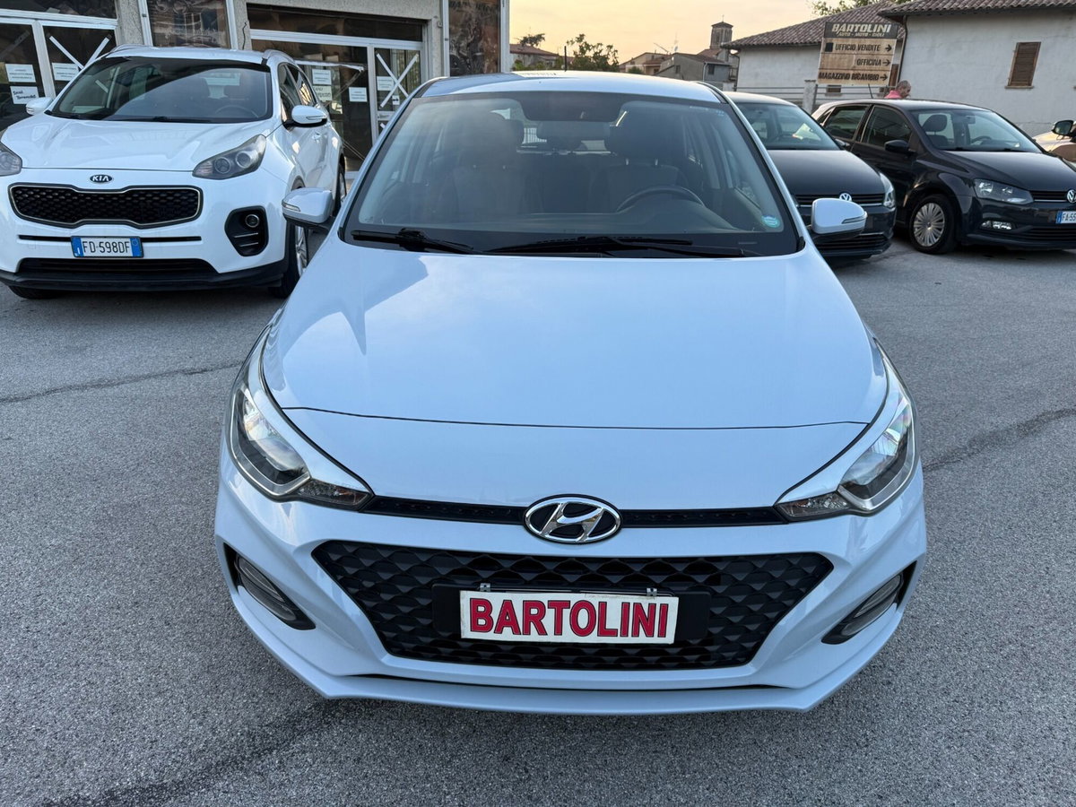 Hyundai i20 1.2 5 porte Econext Connectline (8)
