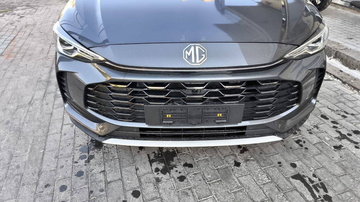 Mg ZS ZS 1.5 Luxury (2)