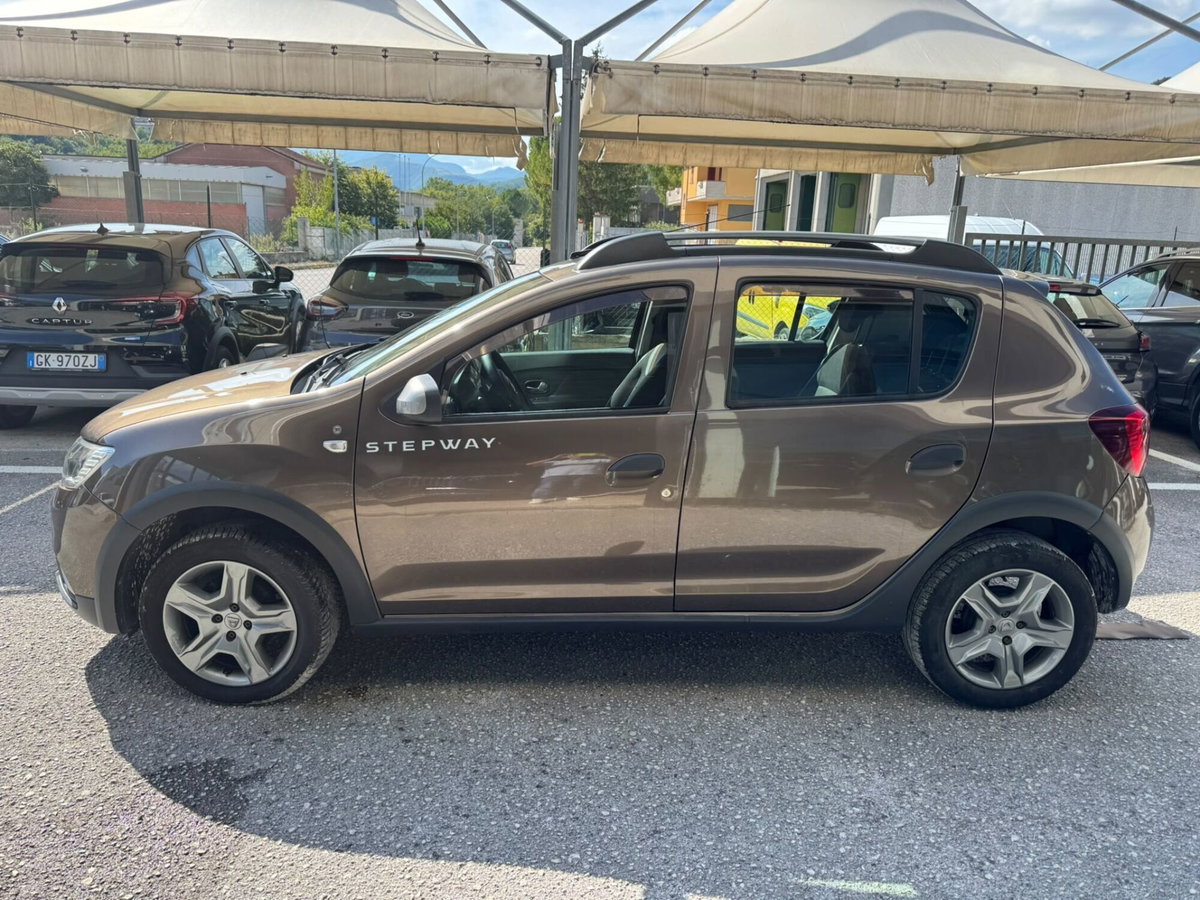 Dacia Sandero Stepway 0.9 TCe Turbo GPL 90 CV S&S Comfort (2)