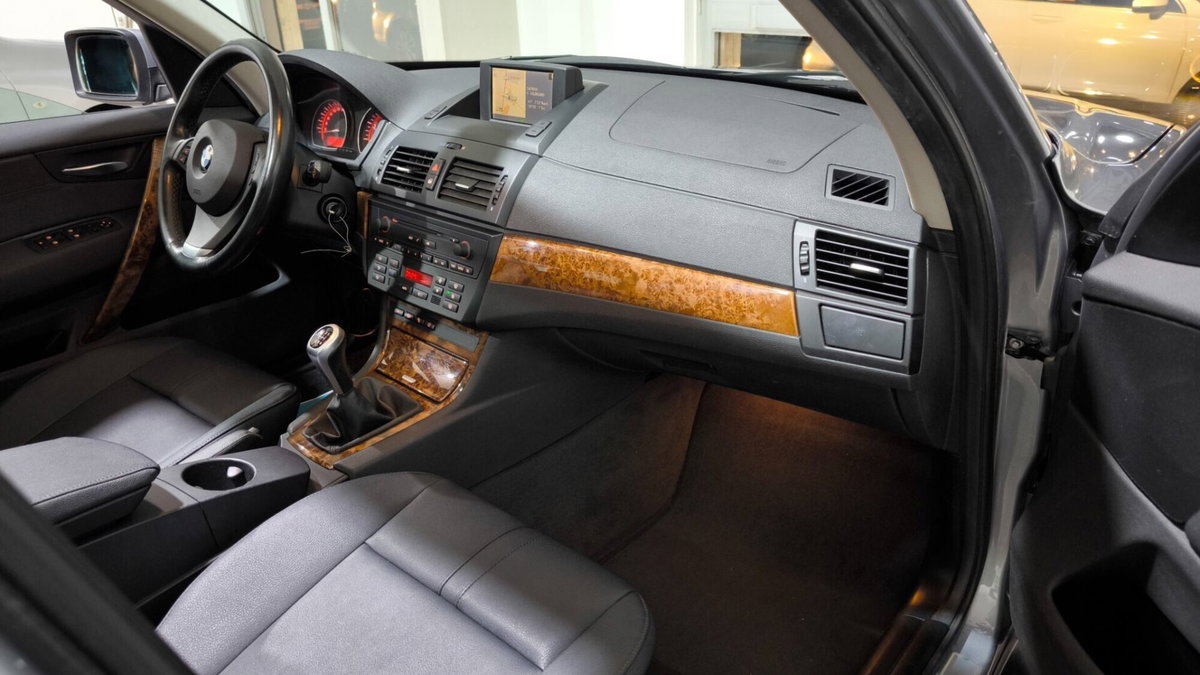 BMW X3 2.0d cat Futura (12)