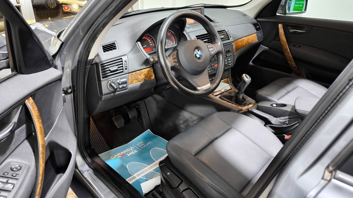 BMW X3 2.0d cat Futura (7)