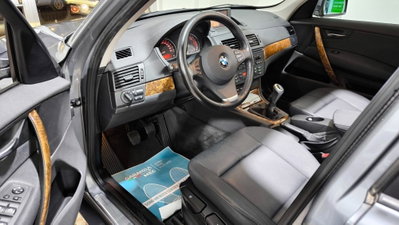 BMW X3 2.0d cat Futura (7)