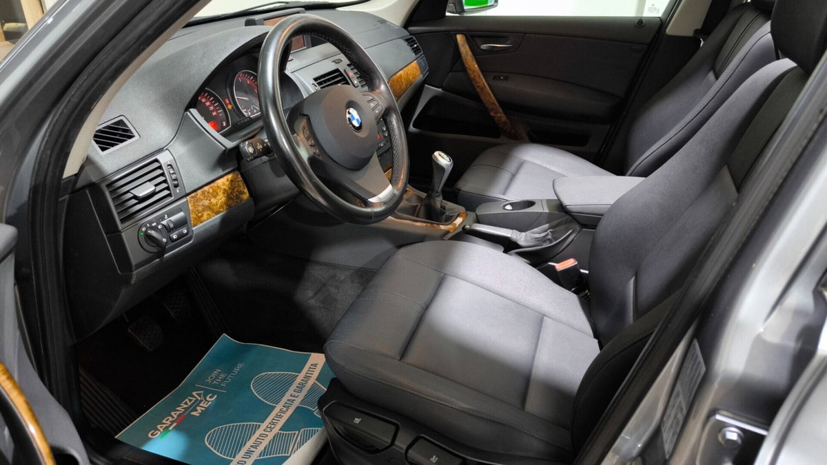 BMW X3 2.0d cat Futura (8)