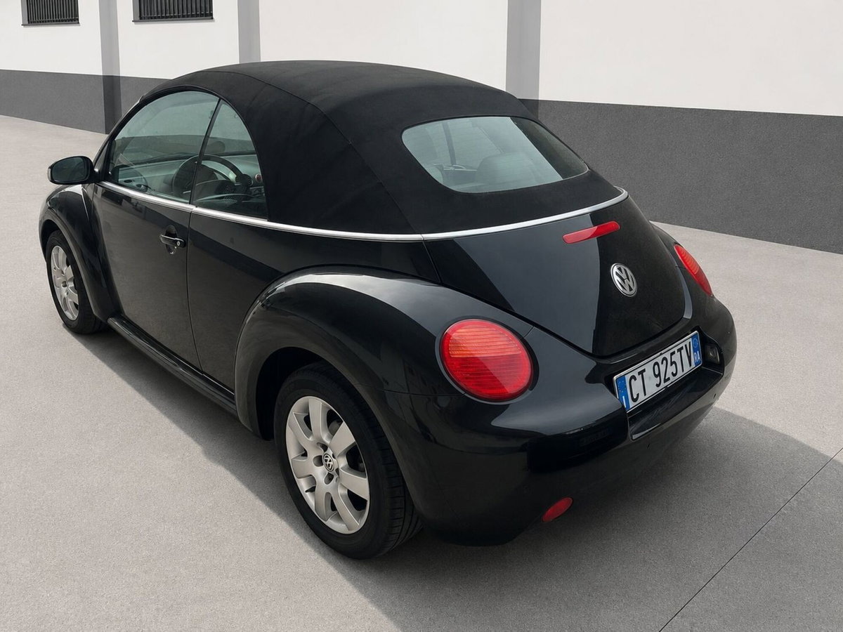 Volkswagen New Beetle Cabrio 1.6 Cabrio (7)