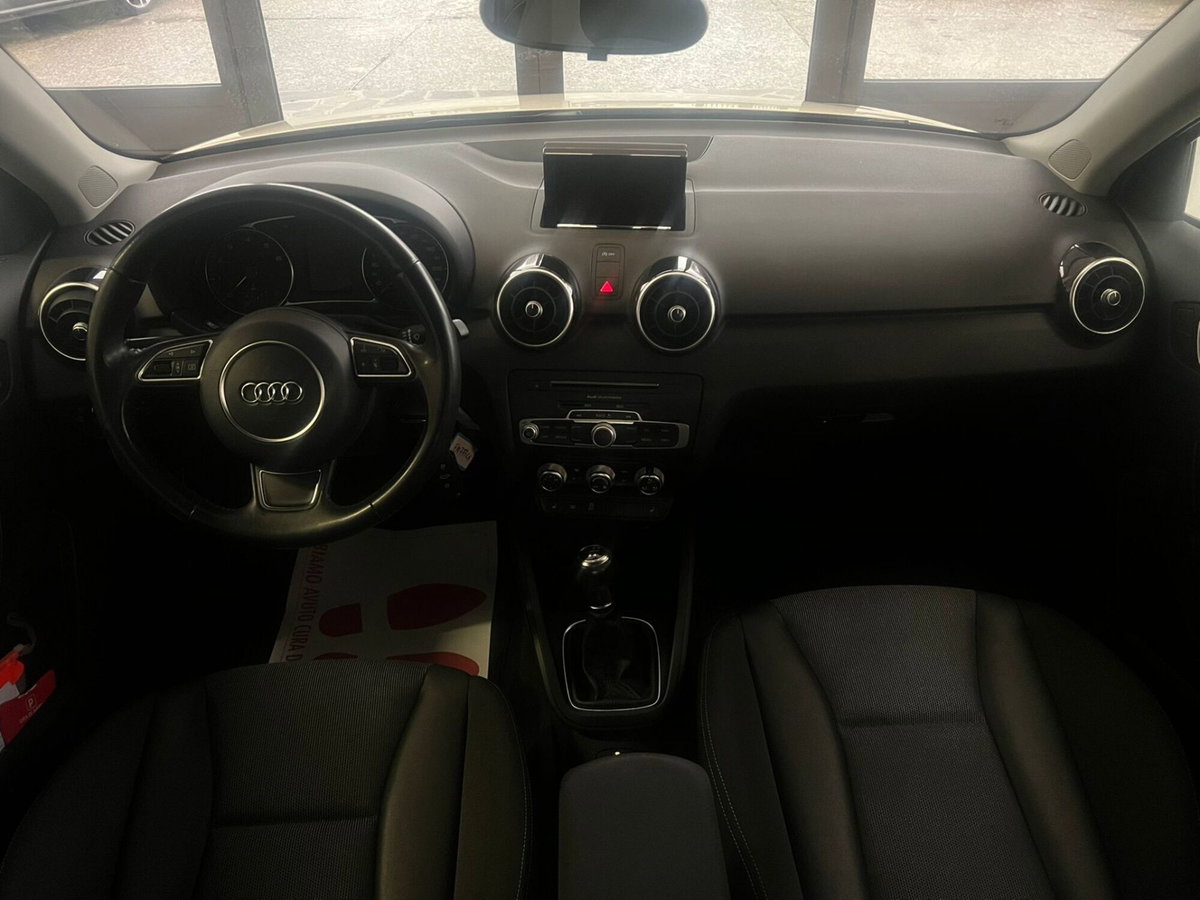 Audi A1 Sportback 25 TFSI Admired (10)