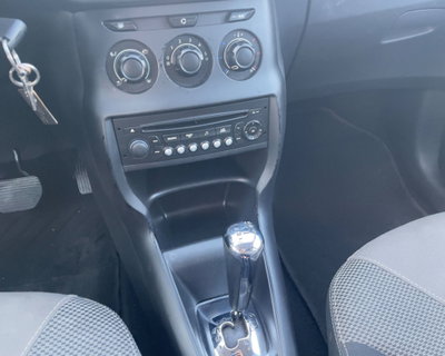 Citroen C3 1.4 HDi 70 Exclusive (10)