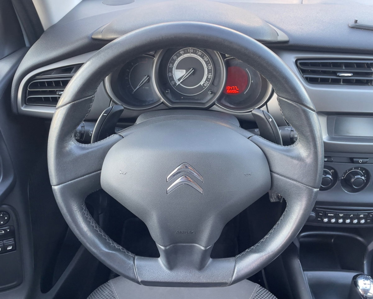 Citroen C3 1.4 HDi 70 Exclusive (11)