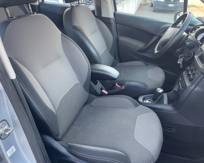 Citroen C3 1.4 HDi 70 Exclusive (14)