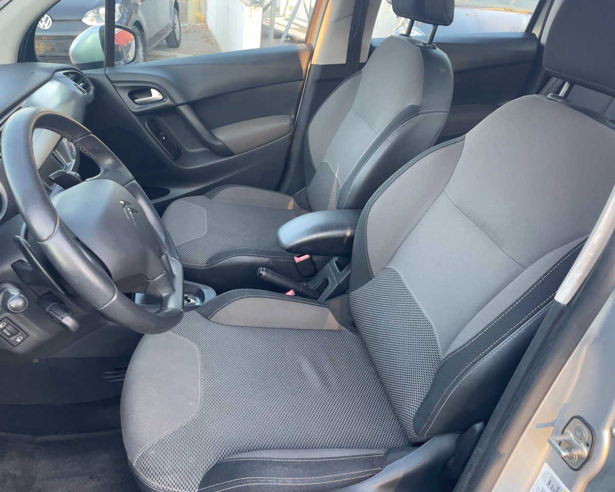 Citroen C3 1.4 HDi 70 Exclusive (7)