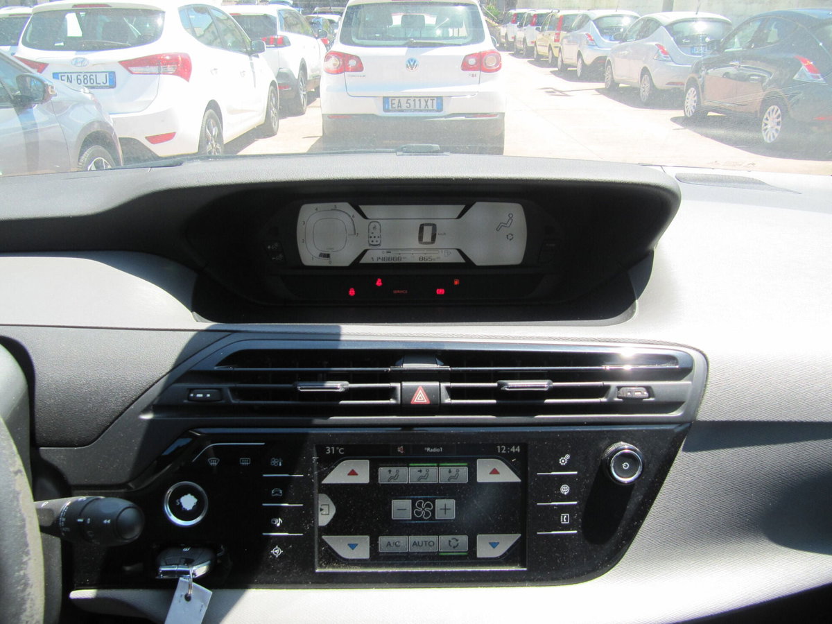 Citroen C4 Picasso BlueHDi 120 S&S Seduction (6)