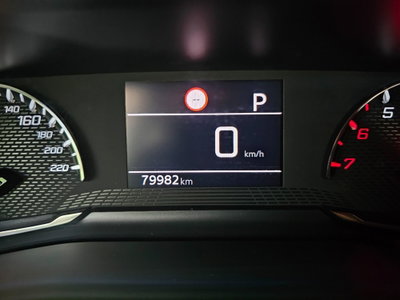 Peugeot 2008 PureTech 130 S&S EAT8 Active Pack (15)
